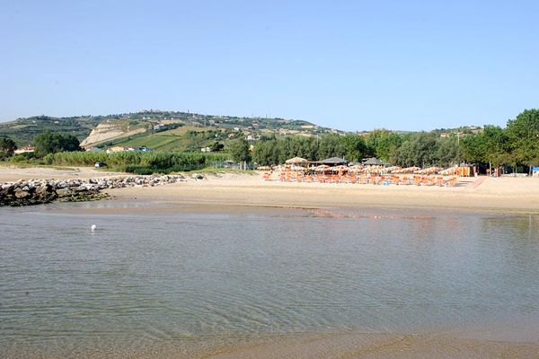 Camping Surabaja Roseto Degli Abruzzi Campingplatz Abruzzen Teramo