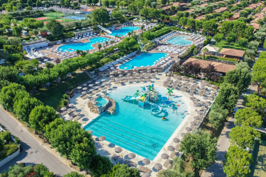 Camping Piani di Clodia