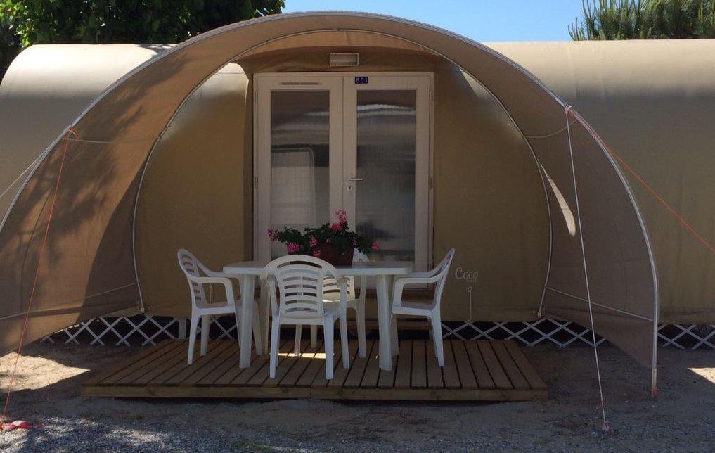 Pini Beach Village